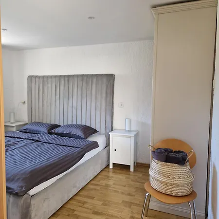 Sidro Apartment *